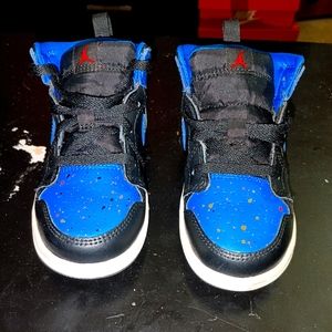 I'm selling these toddler boys gently worn Jordan 1's in Royal Blue/Black/Orange